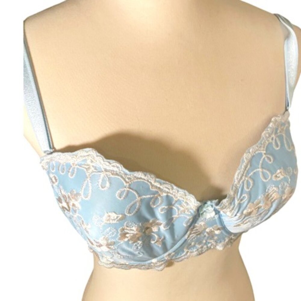 New baby blue Bra 38C with removable/adjustable straps
